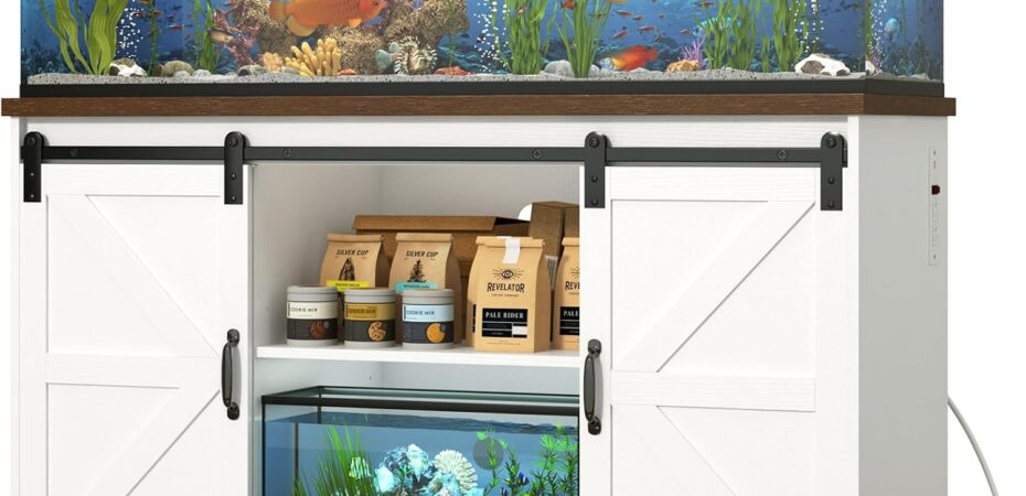 Hlivelood Farmhouse Aquarium Cabinet